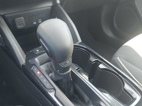 Used 2025 Chevrolet TrailBlazer LT FWD image 14