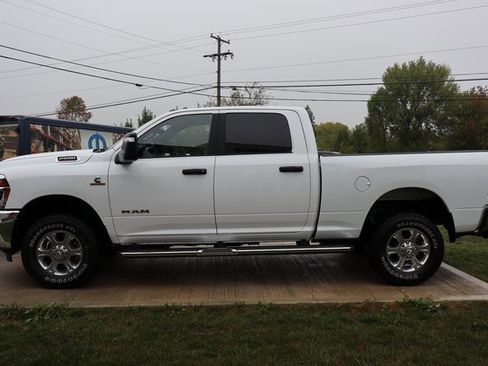 Used 2025 RAM 2500 Big Horn image 34