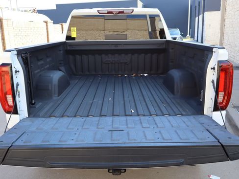 Used 2020 GMC Sierra 1500 AT4 w/ Off-Road Performance Package AWD/4WD image 30