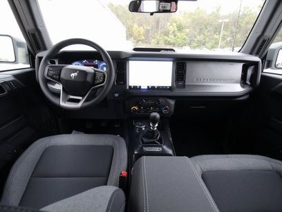 New 2025 Ford Bronco 4-Door