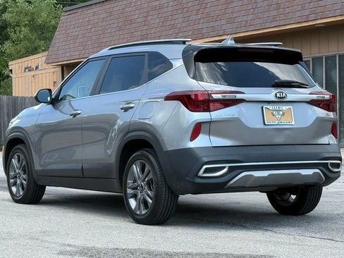 Used 2021 Kia Seltos S FWD image 3