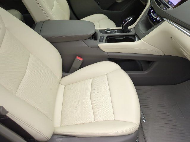 Certified 2024 Cadillac XT5 Premium Luxury AWD/4WD image 27