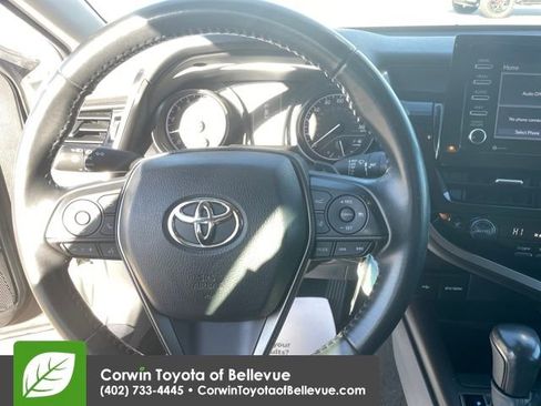 Used 2023 Toyota Camry SE image 13