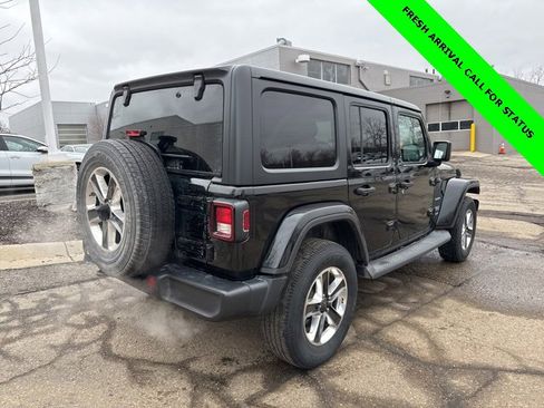 Used 2019 Jeep Wrangler Unlimited Sahara image 10