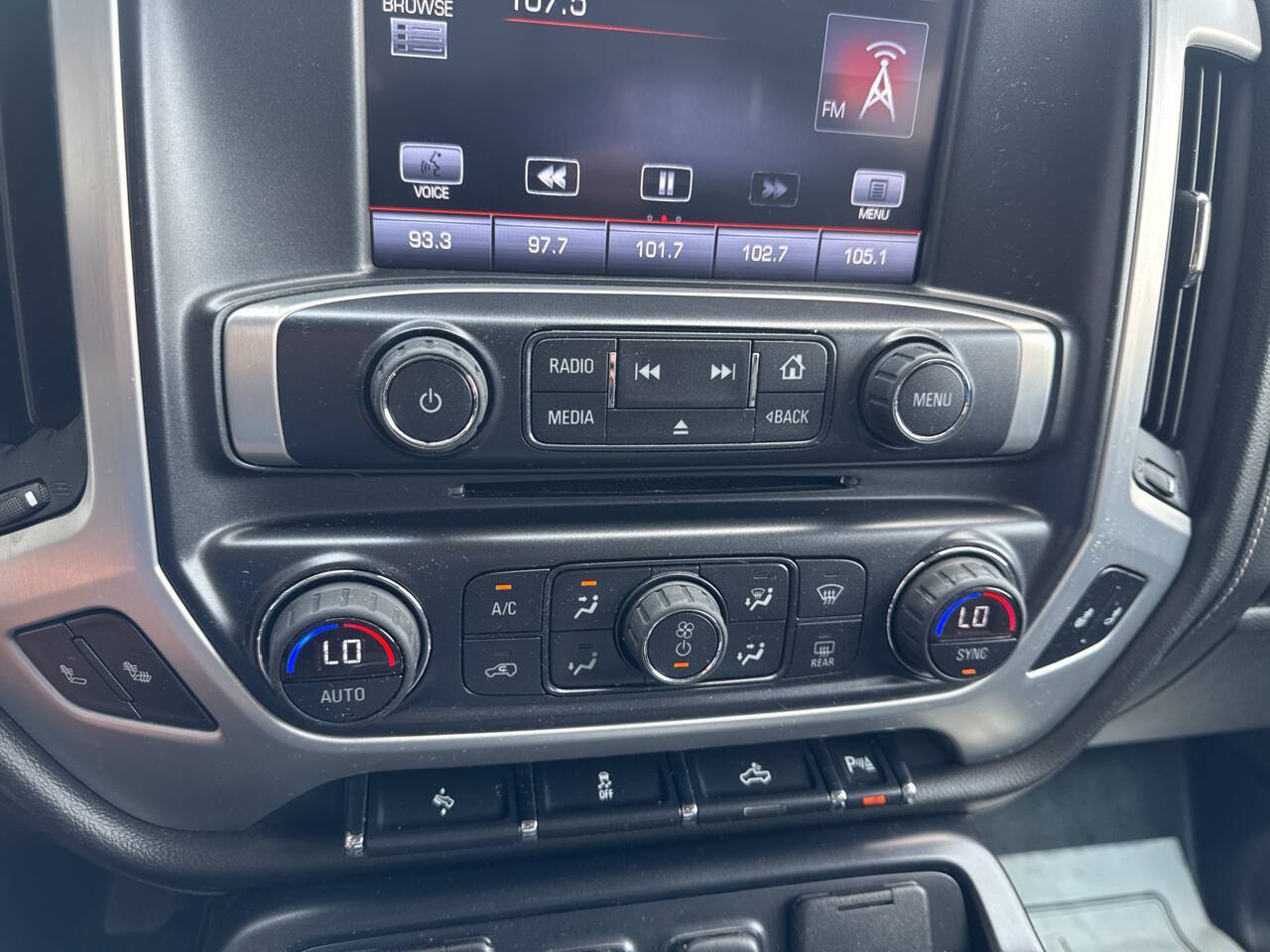 Used 2015 GMC Sierra 1500 SLT w/ SLT Crew Cab Value Package AWD/4WD image 29