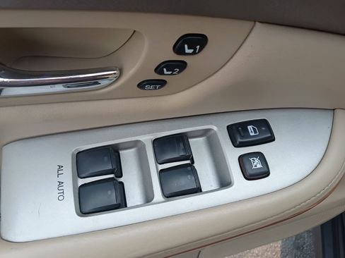 Used 2005 Lexus RX 330 FWD image 13