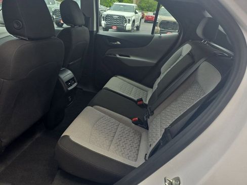 Used 2024 Chevrolet Equinox LS FWD image 11