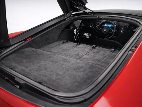 Used 2017 McLaren 570S RWD image 11