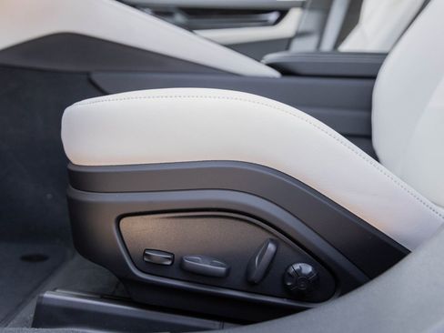 New 2026 Porsche Panamera RWD image 23