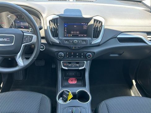 Used 2023 GMC Terrain SLE w/ Elevation Edition FWD image 11