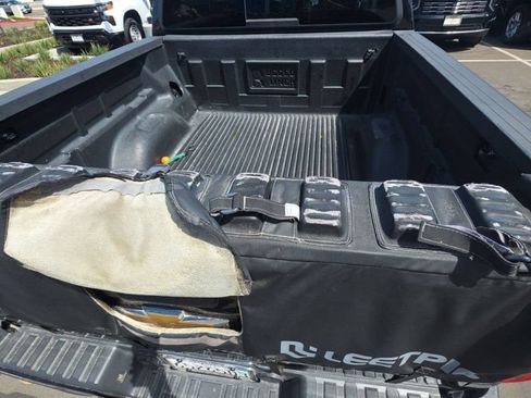 Used 2019 Chevrolet Colorado Z71 RWD image 9