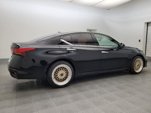 Used 2019 Nissan Altima 2.5 SV image 10