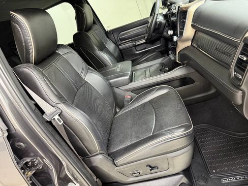 Used 2020 RAM 2500 Limited AWD/4WD image 30
