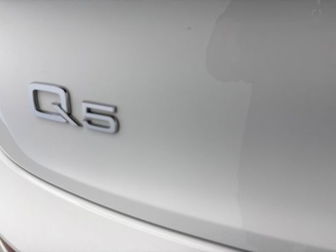 Certified 2023 Audi Q5 2.0T Premium w/ Convenience Package AWD/4WD image 13