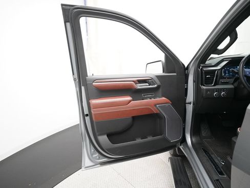 Used 2023 GMC Sierra 1500 Denali Ultimate AWD/4WD image 26