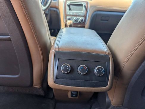 Used 2015 Buick Enclave Leather FWD image 31