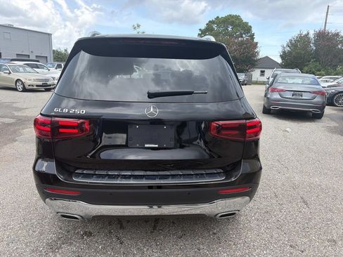 Used 2026 Mercedes-Benz GLB 250 image 6