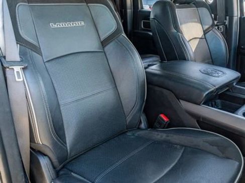 Used 2020 RAM 2500 Laramie w/ Night Edition image 45