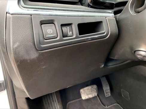 Used 2025 Cadillac XT5 Premium Luxury image 36