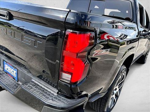 Used 2023 Chevrolet Colorado Z71 w/ Z71 Convenience Package 2 AWD/4WD image 29