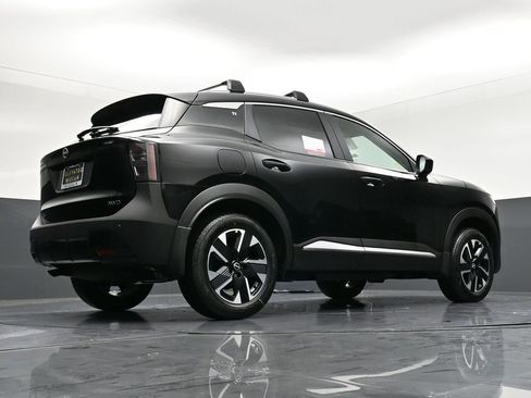New 2026 Nissan Kicks SV w/ Cold Weather Package AWD/4WD image 27