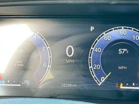 Used 2025 Jeep Grand Cherokee Altitude RWD image 13