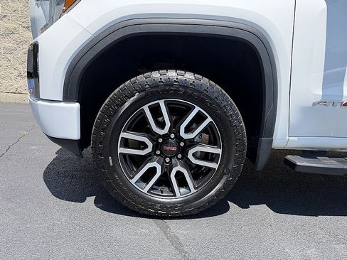Used 2020 GMC Sierra 1500 AT4 w/ AT4 Premium Package AWD/4WD image 7