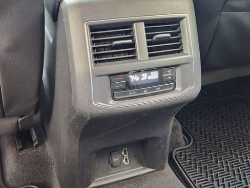 Used 2018 Volkswagen Atlas SE FWD image 30