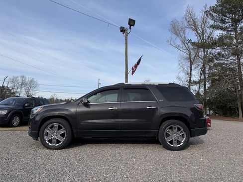 Used 2017 GMC Acadia Limited SLT image 1