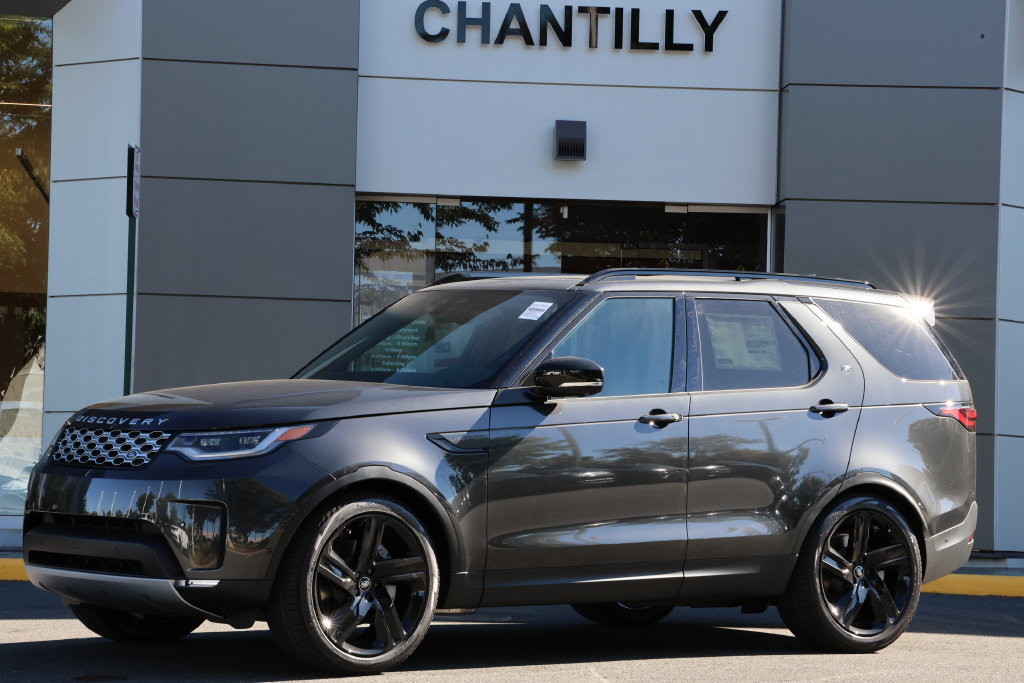 New 2026 Land Rover Discovery S AWD/4WD image 1
