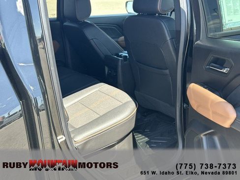 Used 2025 GMC Canyon AT4 AWD/4WD image 22