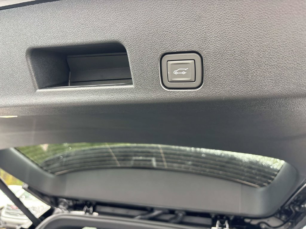 New 2027 GMC Acadia Denali AWD/4WD image 6