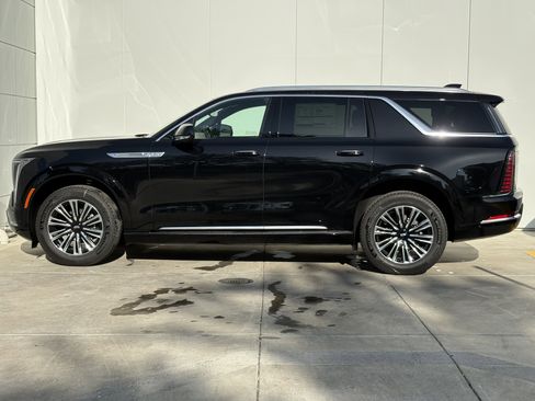 New 2026 Cadillac Escalade IQL Luxury image 4