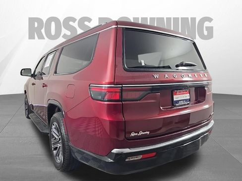 Used 2024 Jeep Wagoneer L Series II RWD image 6