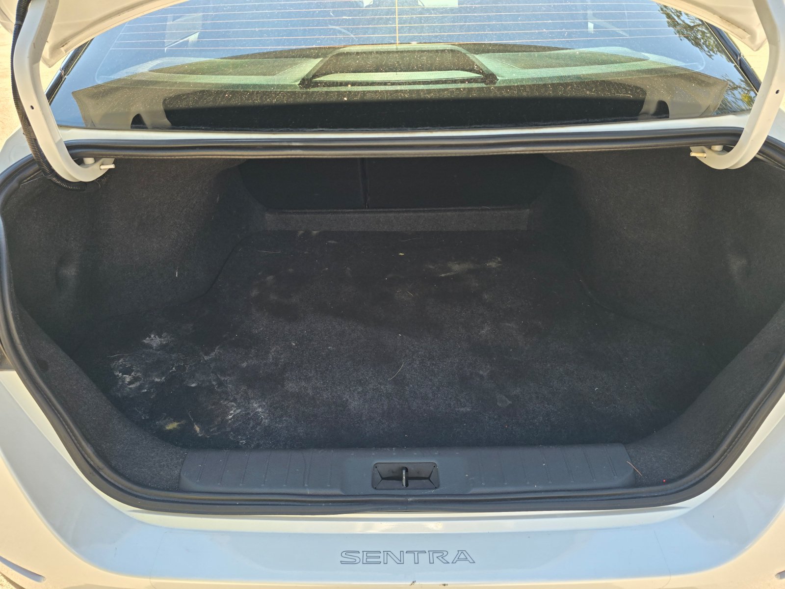 Certified 2025 Nissan Sentra SR w/ SR Premium Package FWD image 26