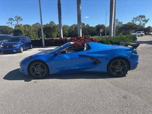 Used 2025 Chevrolet Corvette Stingray image 5