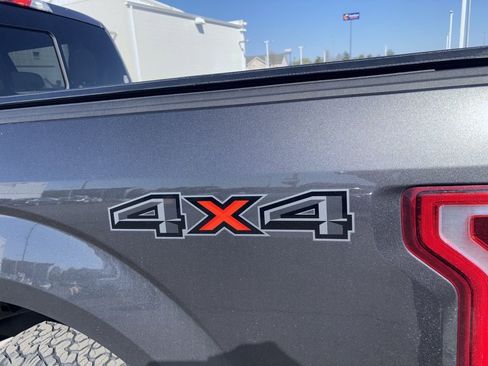 Used 2017 Ford F150 XLT w/ Equipment Group 302A Luxury image 9