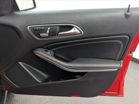 Used 2018 Mercedes-Benz GLA 250 4MATIC image 22