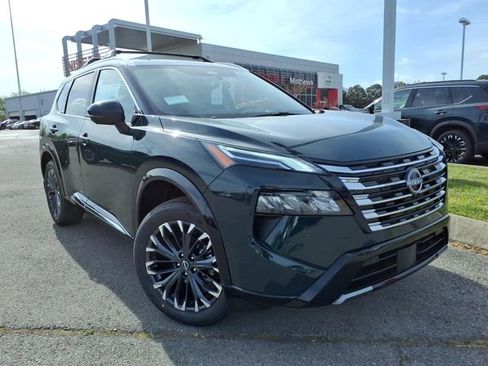 New 2026 Nissan Rogue Platinum AWD/4WD image 1