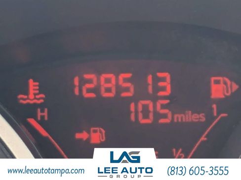 Used 2014 Nissan Juke SL FWD image 25