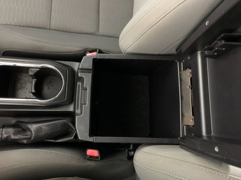 Used 2016 Toyota Tacoma SR RWD image 25