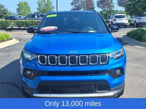 Used 2023 Jeep Compass Limited AWD/4WD image 2