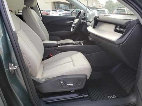 New 2026 Audi Q3 quattro 2.0T AWD/4WD image 17