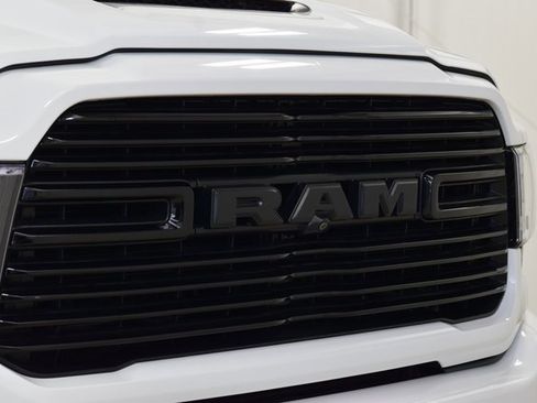Used 2024 RAM 2500 Laramie w/ Night Edition image 9