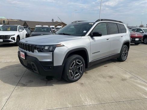 New 2026 Jeep Cherokee Laredo AWD/4WD image 1