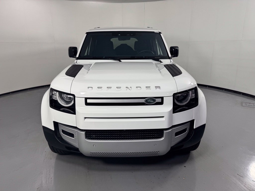 Used 2022 Land Rover Defender 110 AWD/4WD image 2