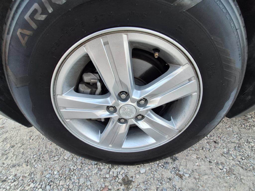 Used 2019 Chevrolet Trax LT w/ LT Convenience Package AWD/4WD image 23