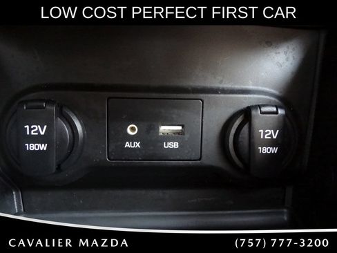 Used 2022 Hyundai Accent Limited FWD image 32
