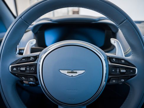 Used 2023 Aston Martin DBX 707 AWD/4WD image 11