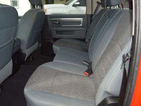 Used 2018 RAM 1500 Classic SLT w/ Luxury Group AWD/4WD image 20